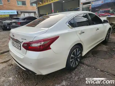 Nissan Altima 2018 2.5 Автомат в Москве № 267193, миниатюра 6