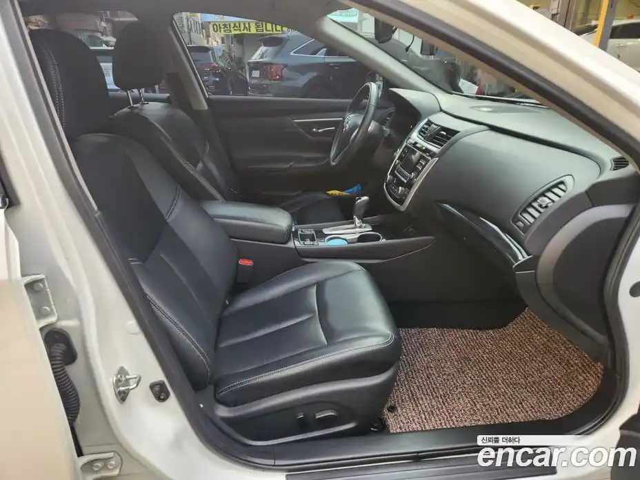 Nissan Altima 2018 2.5 Автомат в Москве № 267193, фото 8