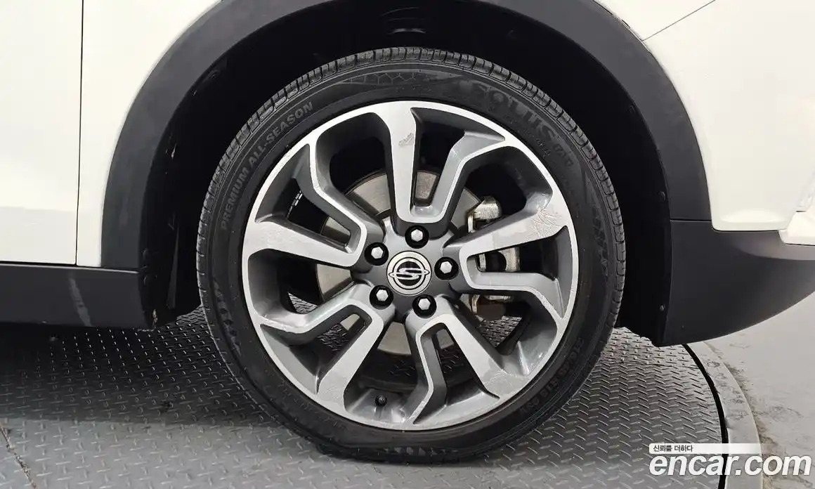 SsangYong TIBOLI 2016 1.6 Автомат в Москве № 28463, фото 5