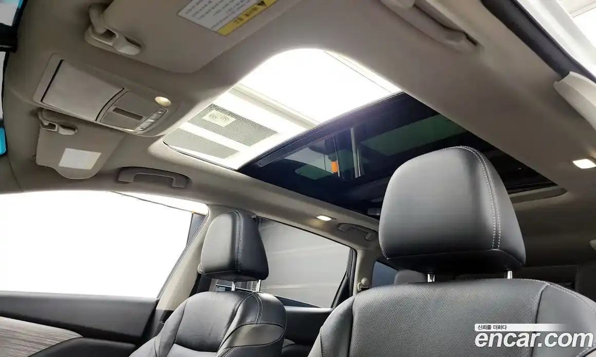 Nissan Murano 2016 2.5 Автомат в Москве № 284896, фото 16