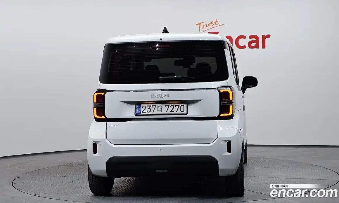 Kia Ray 2024 1.0 Автомат в Москве № 285453, фото 13