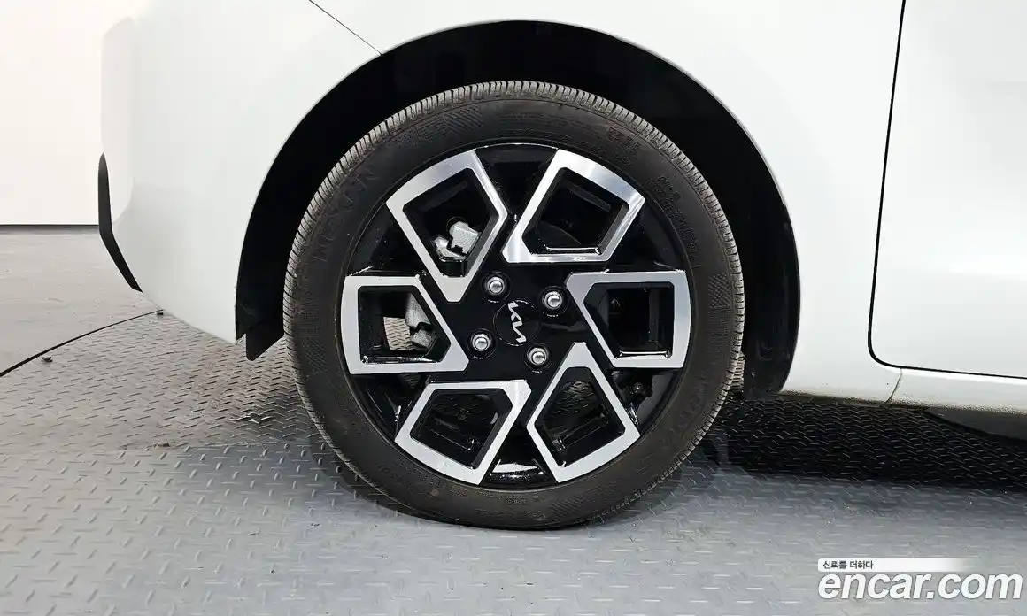 Kia Ray 2024 1.0 Автомат в Москве № 285453, фото 10