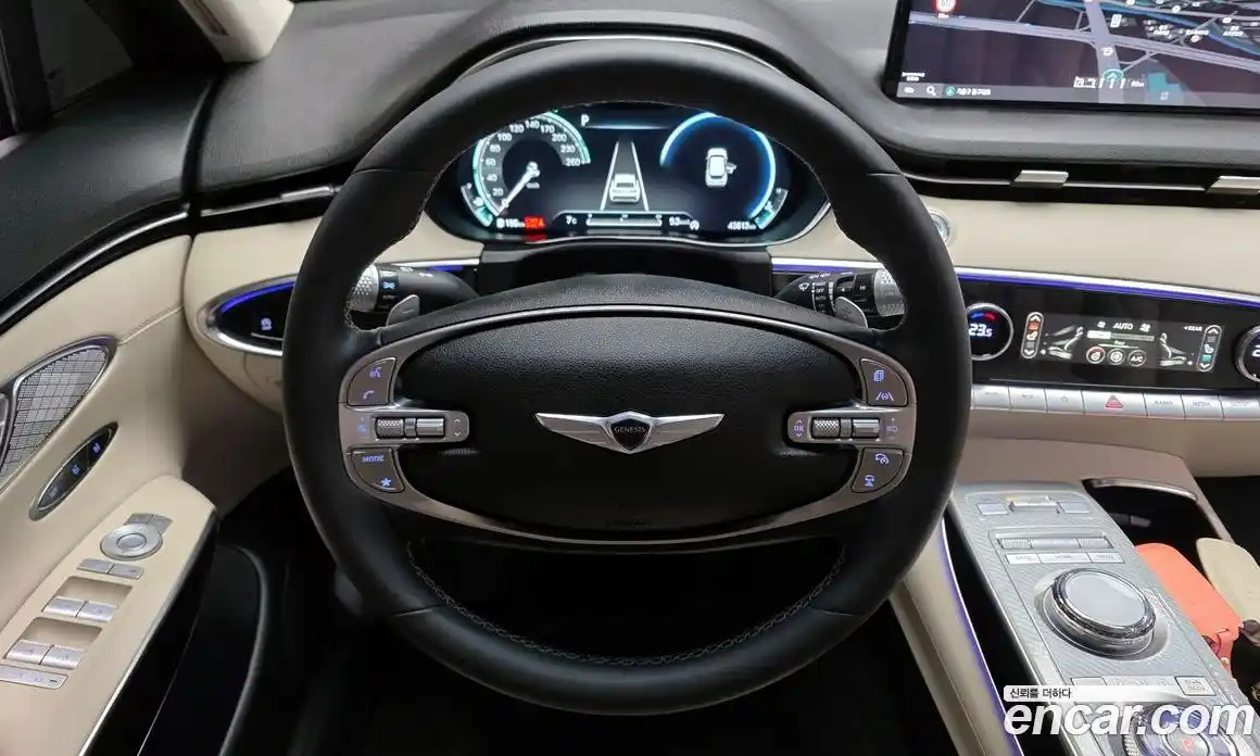 Genesis GV70 2024 2.5 Автомат в Москве № 289050, фото 13