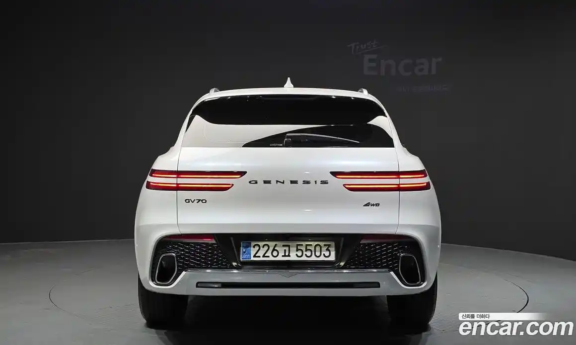 Genesis GV70 2024 2.5 Автомат в Москве № 289050, фото 4