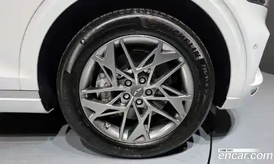 Genesis GV70 2024 2.5 Автомат в Москве № 289050, миниатюра 5