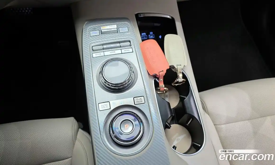 Genesis GV70 2024 2.5 Автомат в Москве № 289050, фото 9