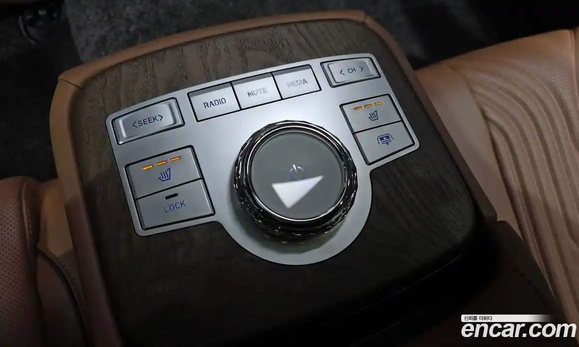 Genesis G80 2023 2.5 Автомат в Москве № 289107, фото 12