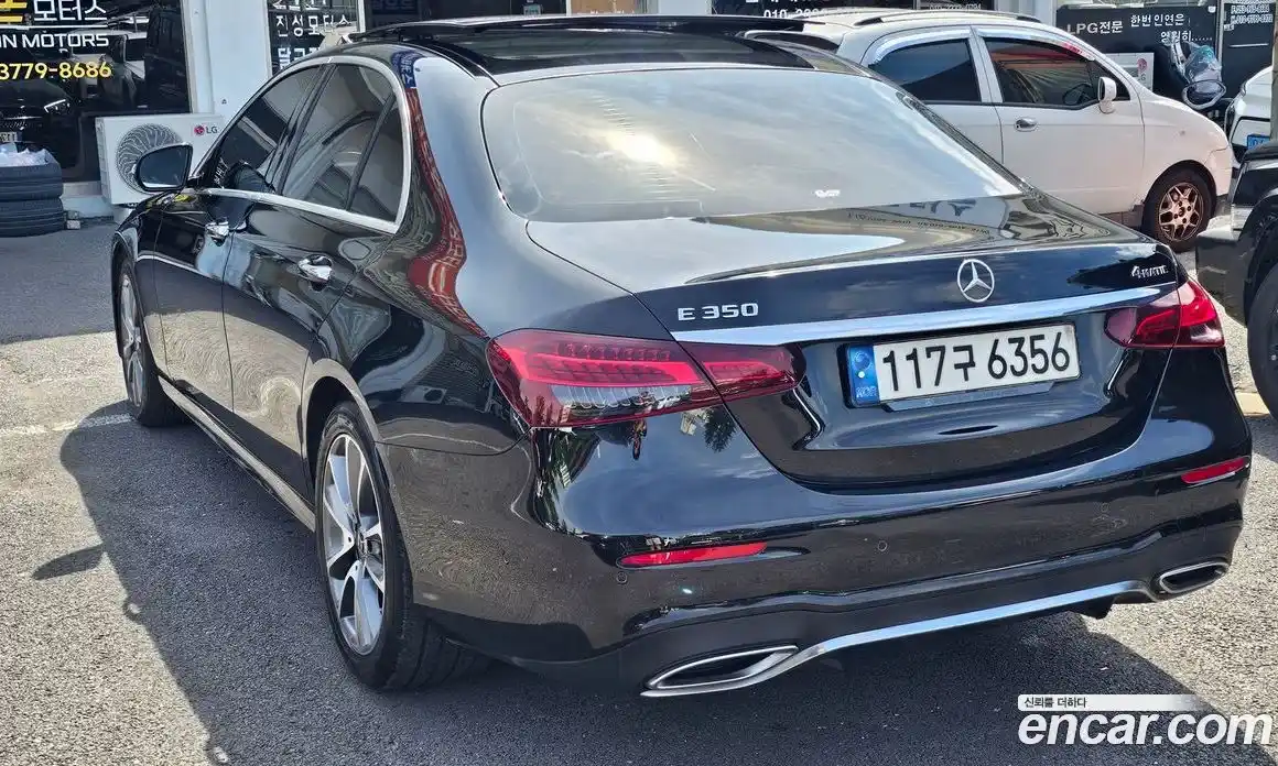 Mercedes-Benz E-Class 2021 2.0 Автомат в Москве № 292397, фото 4