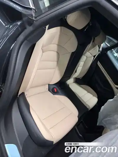 Porsche Taycan 2024 Автомат в Москве № 296039, миниатюра 5