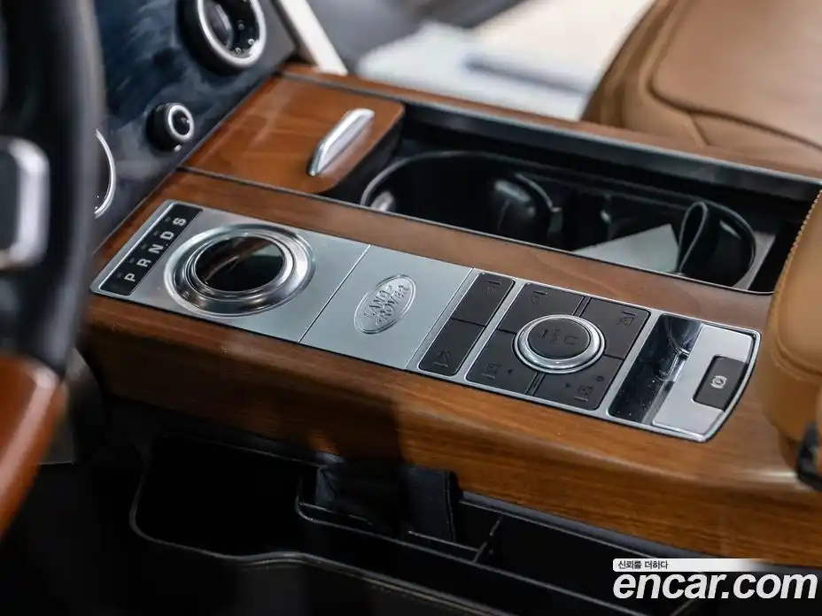 Land Rover Range-Rover 2021 5.0 Автомат в Москве № 296219, фото 9