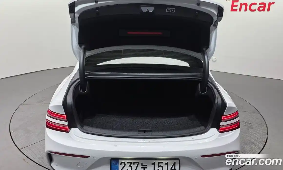 Genesis G80 2022 2.5 Автомат в Москве № 298788, фото 17