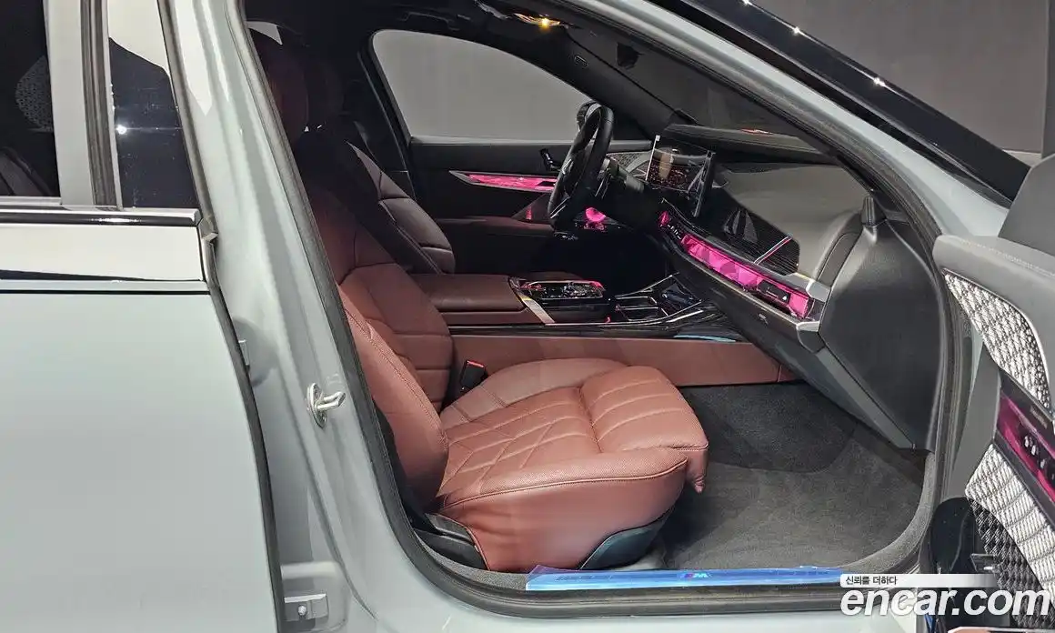 BMW 7-Series 2025 3.0 Автомат в Москве № 302543, фото 4