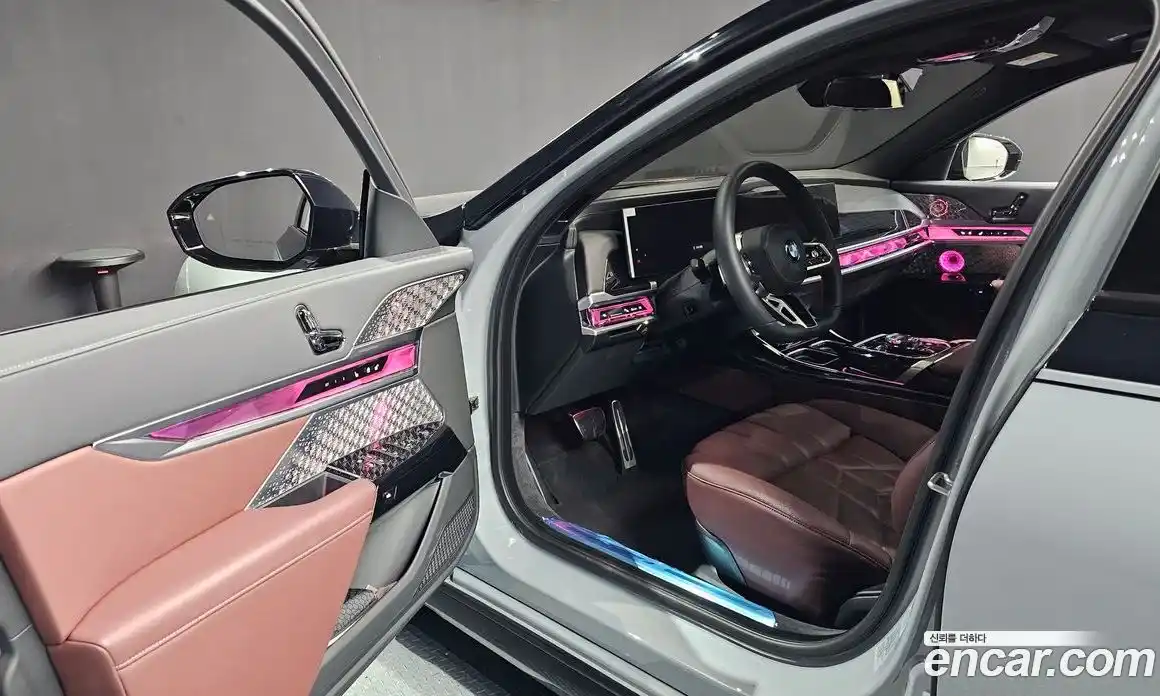 BMW 7-Series 2025 3.0 Автомат в Москве № 302543, фото 9