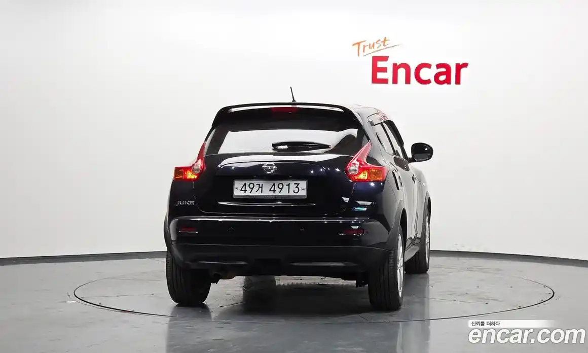 Nissan Juke 2014 1.6 Автомат в Москве № 312538, фото 11