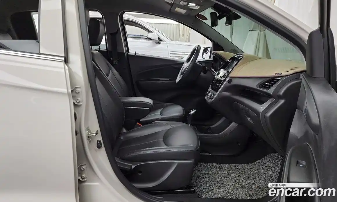 Chevrolet Spark 2018 1.0 Автомат в Москве № 314304, фото 14