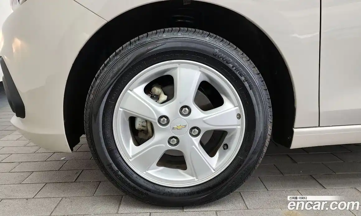 Chevrolet Spark 2018 1.0 Автомат в Москве № 314304, фото 8