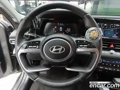 Hyundai Avante 2024 1.6 Автомат в Москве № 317618, миниатюра 11