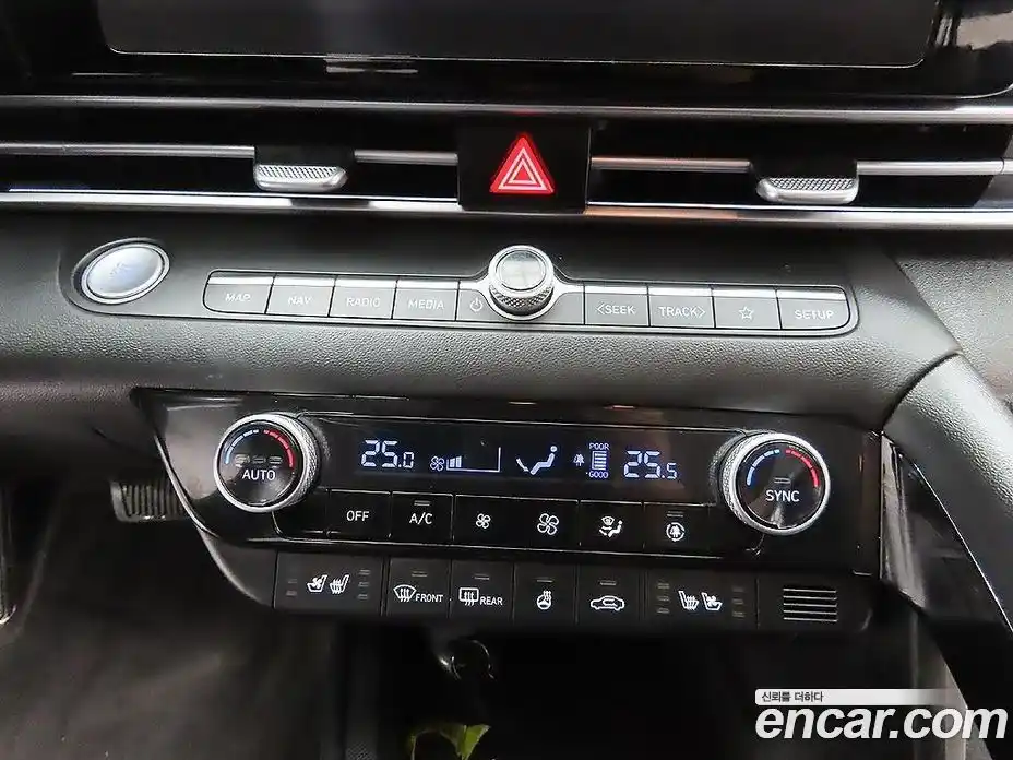 Hyundai Avante 2024 1.6 Автомат в Москве № 317618, фото 13