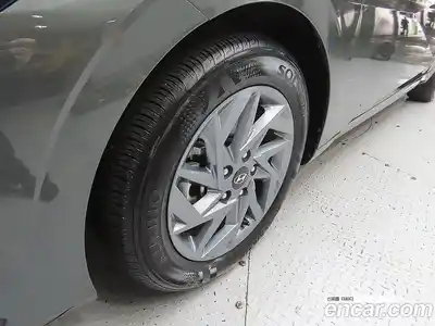 Hyundai Avante 2024 1.6 Автомат в Москве № 317618, миниатюра 5