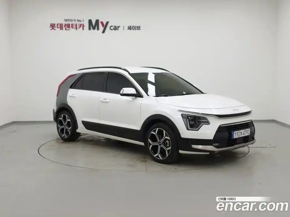 Kia Niro 2024 1.6 Автомат в Москве № 322145, фото 7