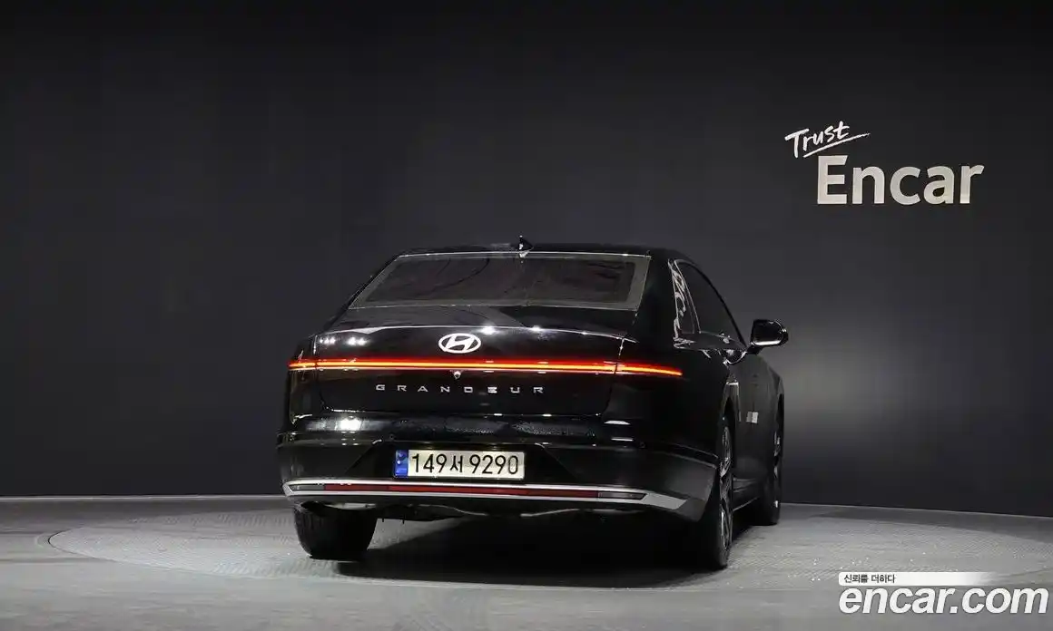 Hyundai Grandeur 2023 2.5 Автомат в Москве № 330248, фото 13