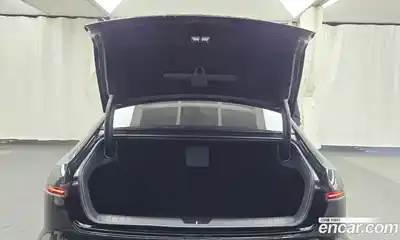 Hyundai Grandeur 2023 2.5 Автомат в Москве № 330248, миниатюра 2