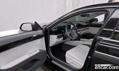 Hyundai Grandeur 2023 2.5 Автомат в Москве № 330248, миниатюра 4