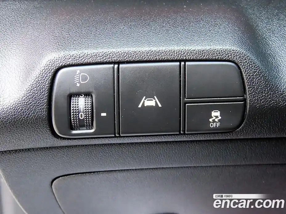 Hyundai Avante 2023 2.0 Механическая в Москве № 330951, фото 12