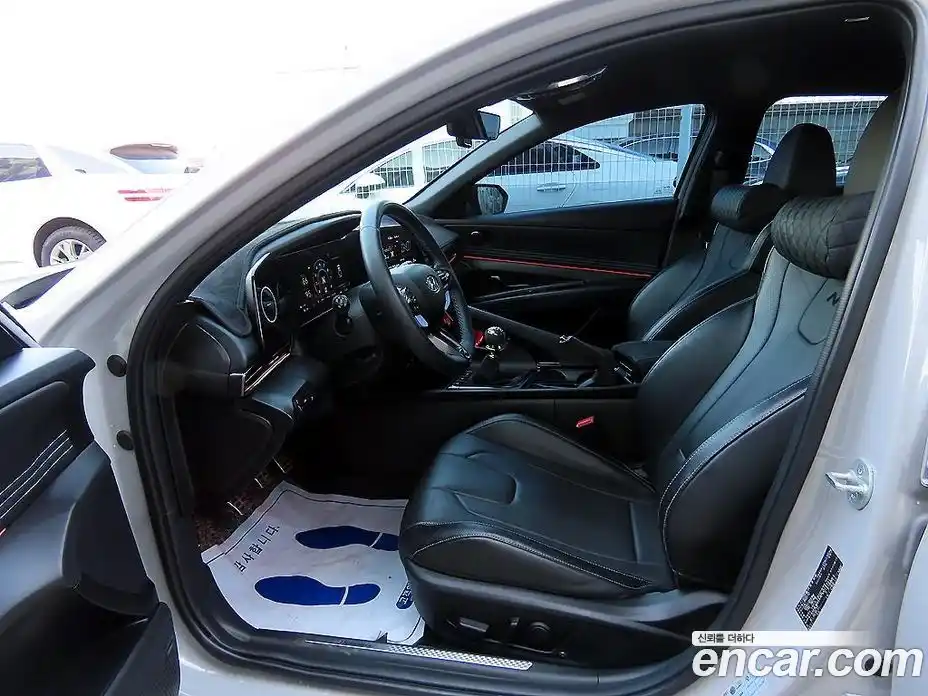 Hyundai Avante 2023 2.0 Механическая в Москве № 330951, фото 5