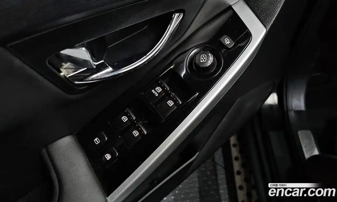 SsangYong Korando 2016 2.2 Автомат в Москве № 33856, фото 11