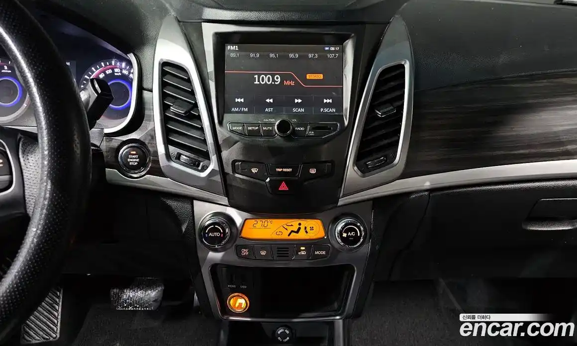 SsangYong Korando 2016 2.2 Автомат в Москве № 33856, фото 20