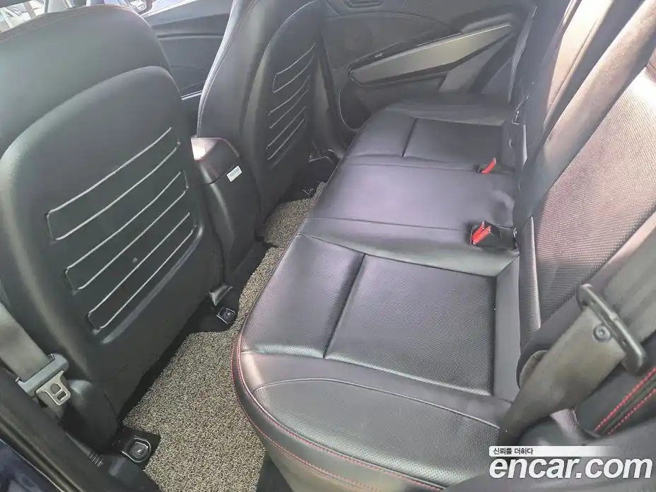 SsangYong TIBOLI 2019 1.6 Автомат в Москве № 33916, фото 13