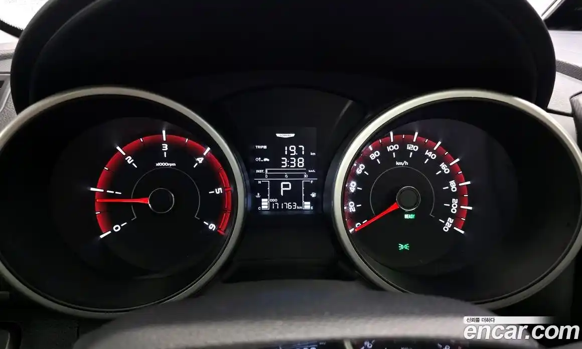 SsangYong TIBOLI 2016 1.6 Автомат в Москве № 341715, фото 13