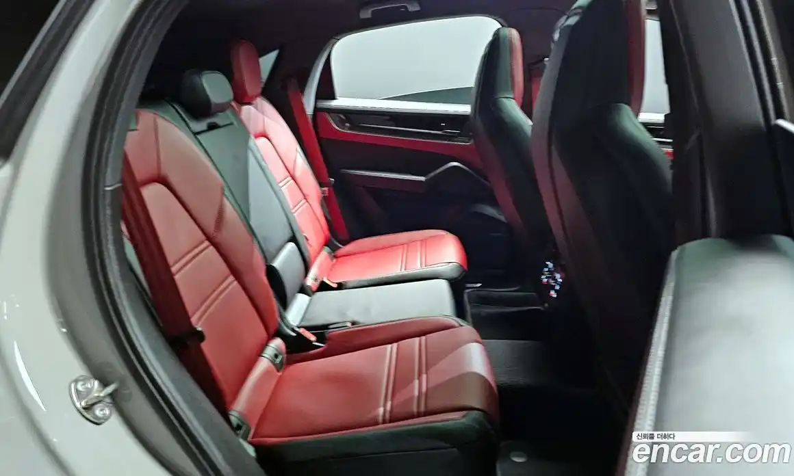 Porsche Cayenne 2025 3.0 Автомат в Москве № 344368, фото 20