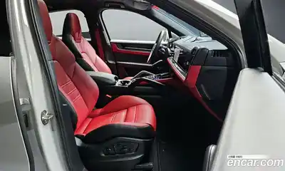 Porsche Cayenne 2025 3.0 Автомат в Москве № 344368, миниатюра 6