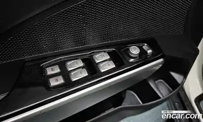 SsangYong TIBOLI 2016 1.6 Автомат в Москве № 35623, миниатюра 12