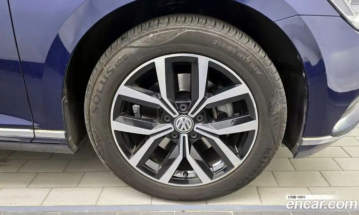 Volkswagen Passat 2018 2.0 Автомат в Москве № 357847, фото 4