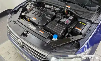 Volkswagen Passat 2018 2.0 Автомат в Москве № 357847, миниатюра 5