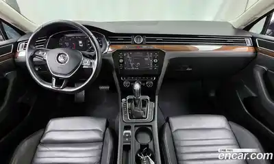 Volkswagen Passat 2018 2.0 Автомат в Москве № 357847, миниатюра 6