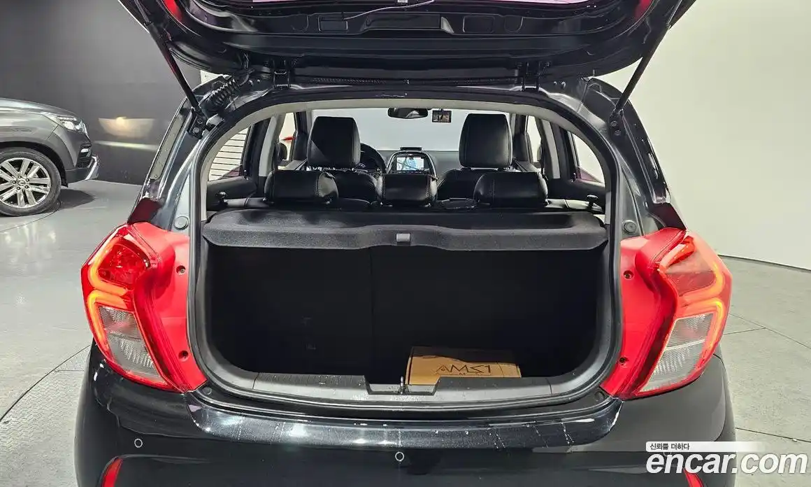 Chevrolet Spark 2017 1.0 Автомат в Москве № 371303, фото 20