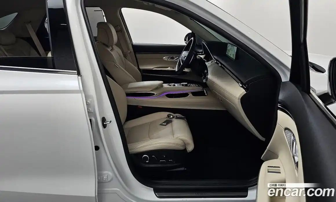 Genesis GV70 2024 2.5 Автомат в Москве № 386097, фото 11