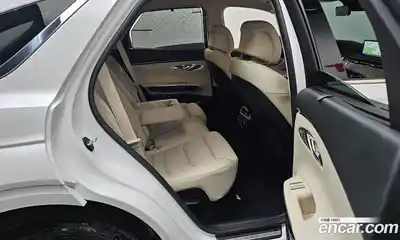 Genesis GV70 2024 2.5 Автомат в Москве № 386097, миниатюра 12