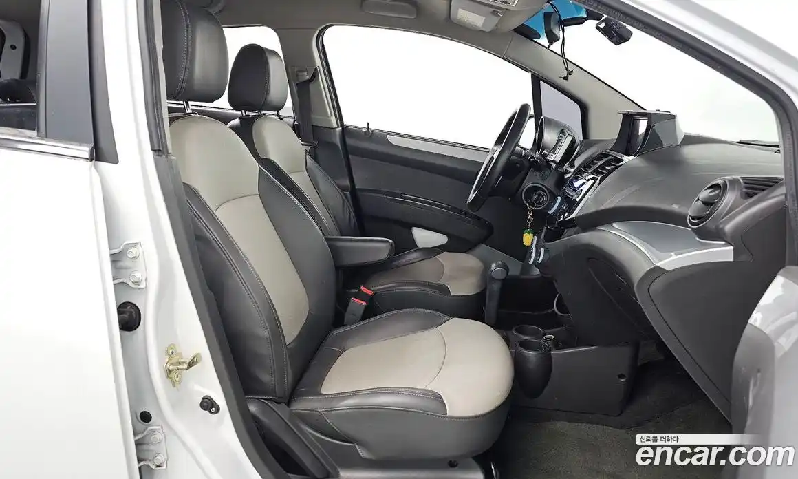 Chevrolet Spark 2012 1.0 Автомат в Москве № 38936, фото 14