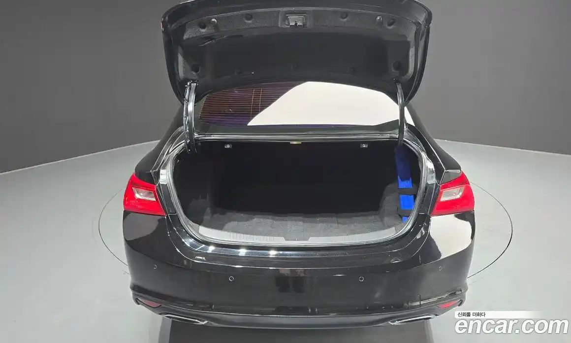 Chevrolet Malibu 2017 2.0 Автомат в Москве № 389947, фото 20