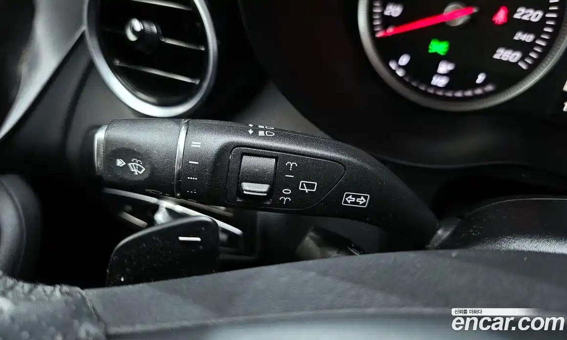 Mercedes-Benz GLC-Class 2017 2.1 Автомат в Москве № 390463, фото 16