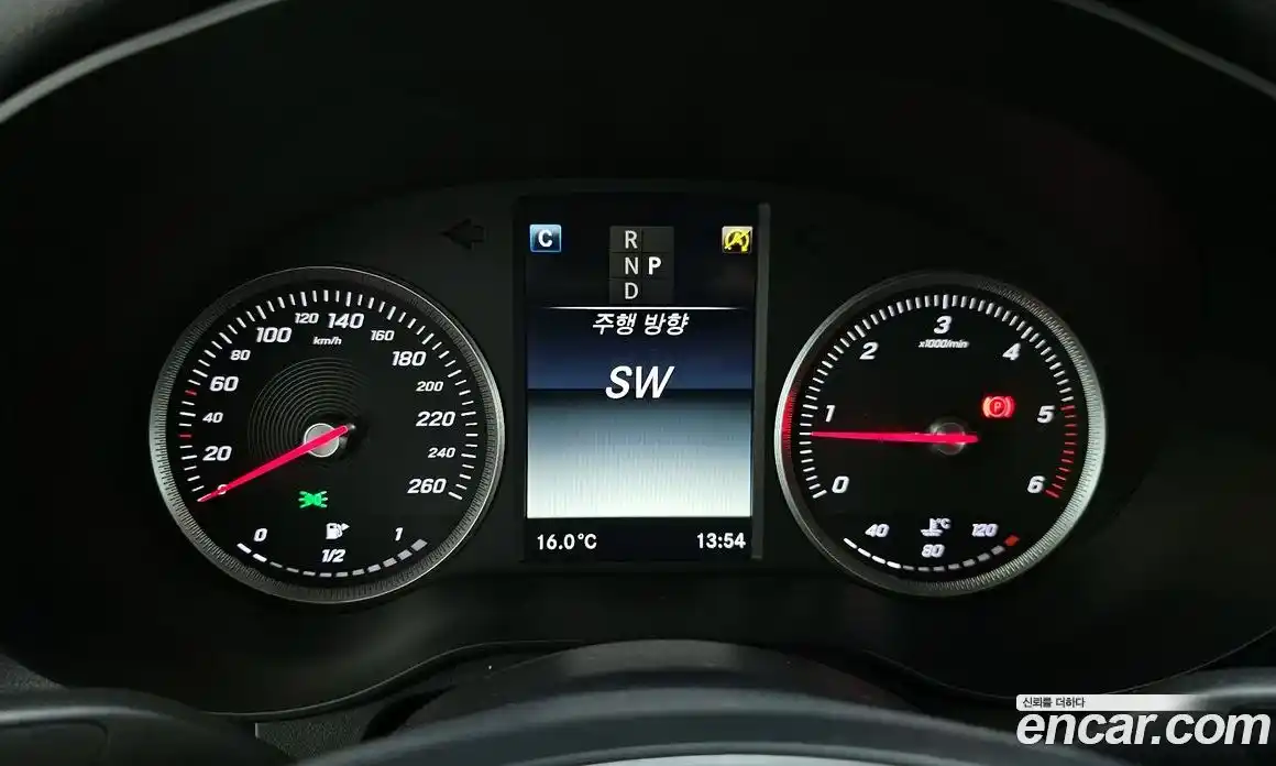 Mercedes-Benz GLC-Class 2017 2.1 Автомат в Москве № 390463, фото 8