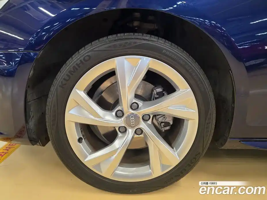 Audi A4 2020 2.0 Автомат в Москве № 391179, фото 18