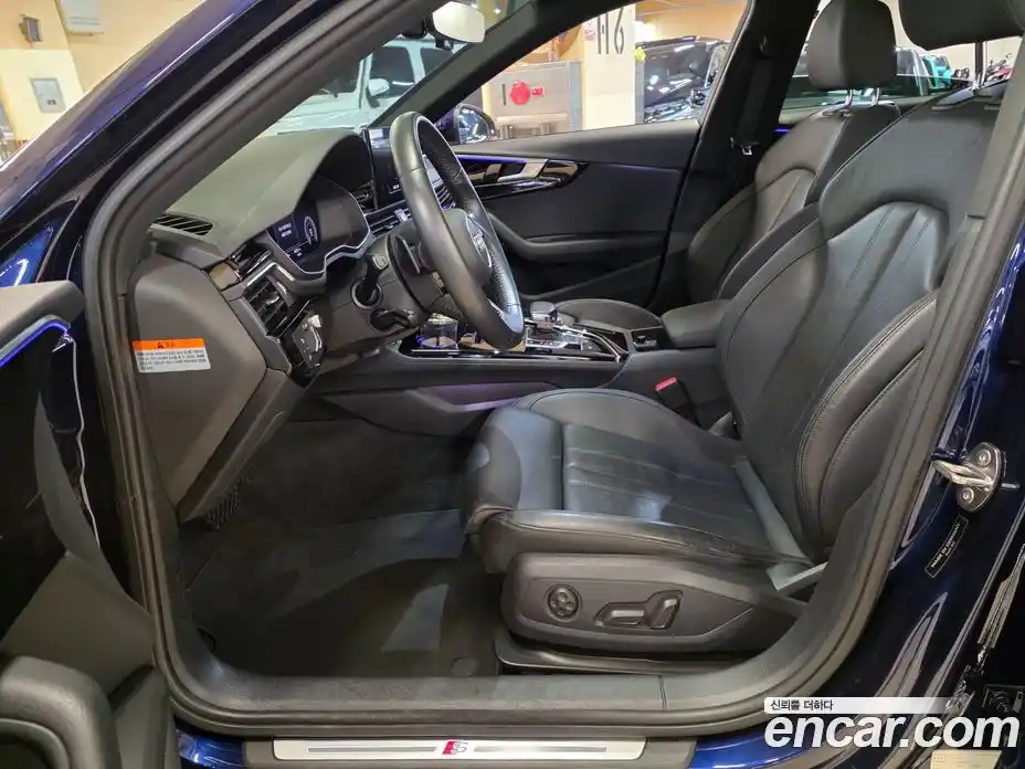 Audi A4 2020 2.0 Автомат в Москве № 391179, фото 5