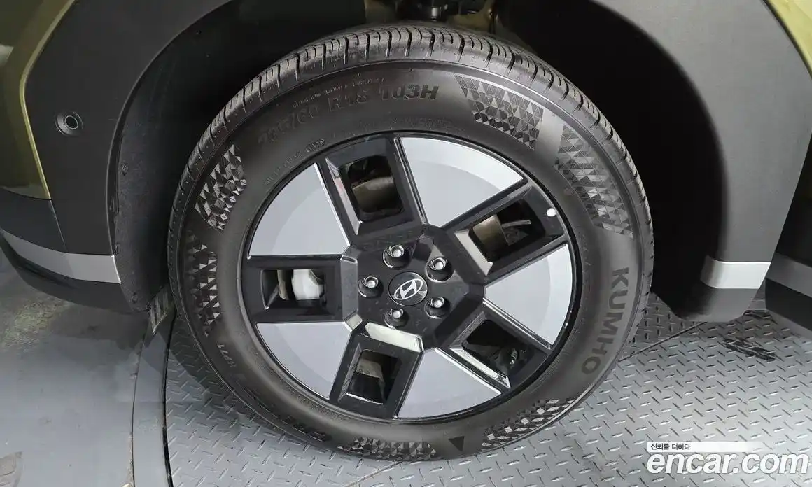 Hyundai Santa Fe 2025 1.6 Автомат в Москве № 397089, фото 5