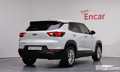 Chevrolet TrailBlazer 2022 1.3 Автомат в Москве № 39820, миниатюра 2